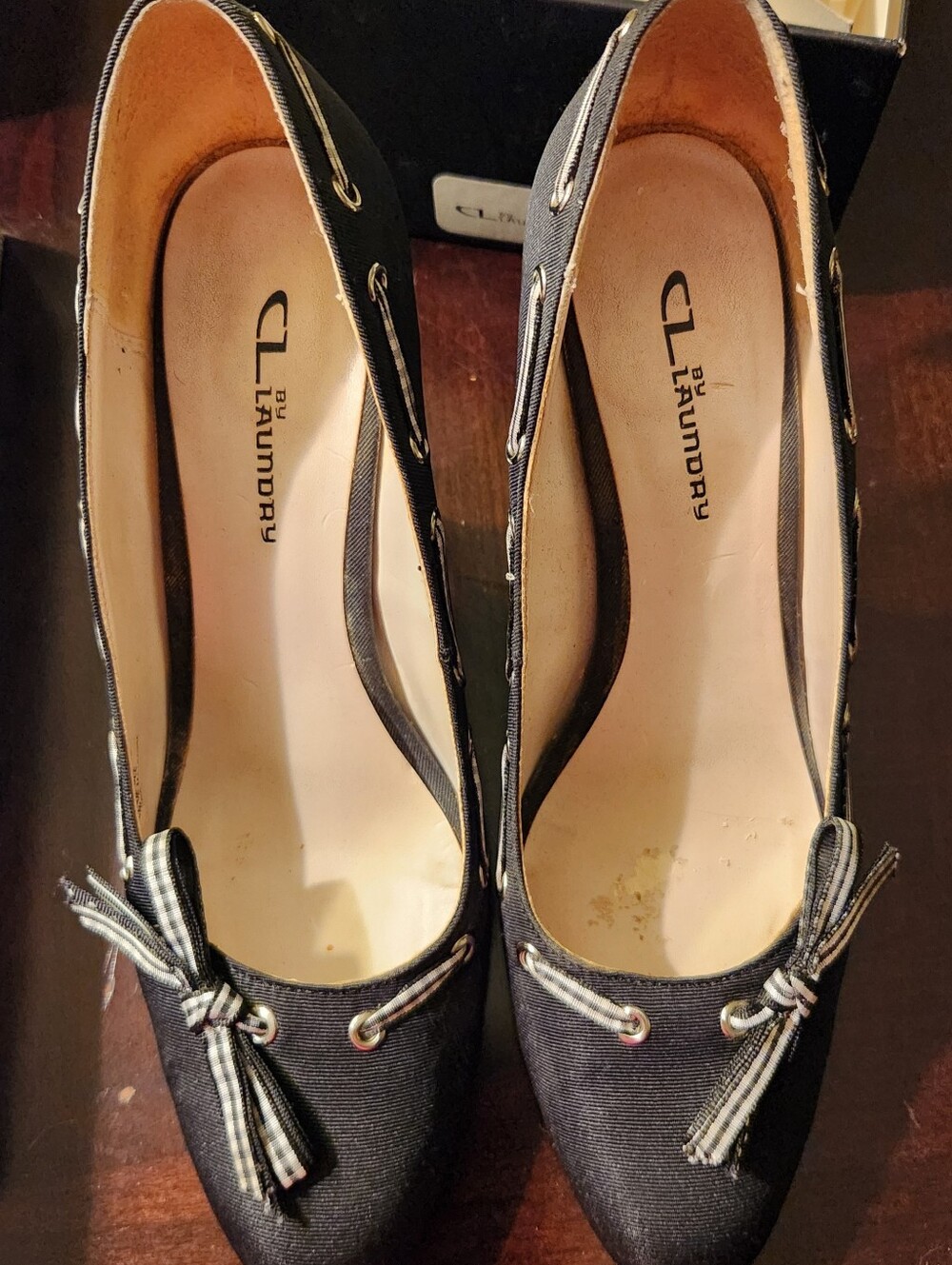 CL by Laundry Black Pump with Bow and Grommet Trim